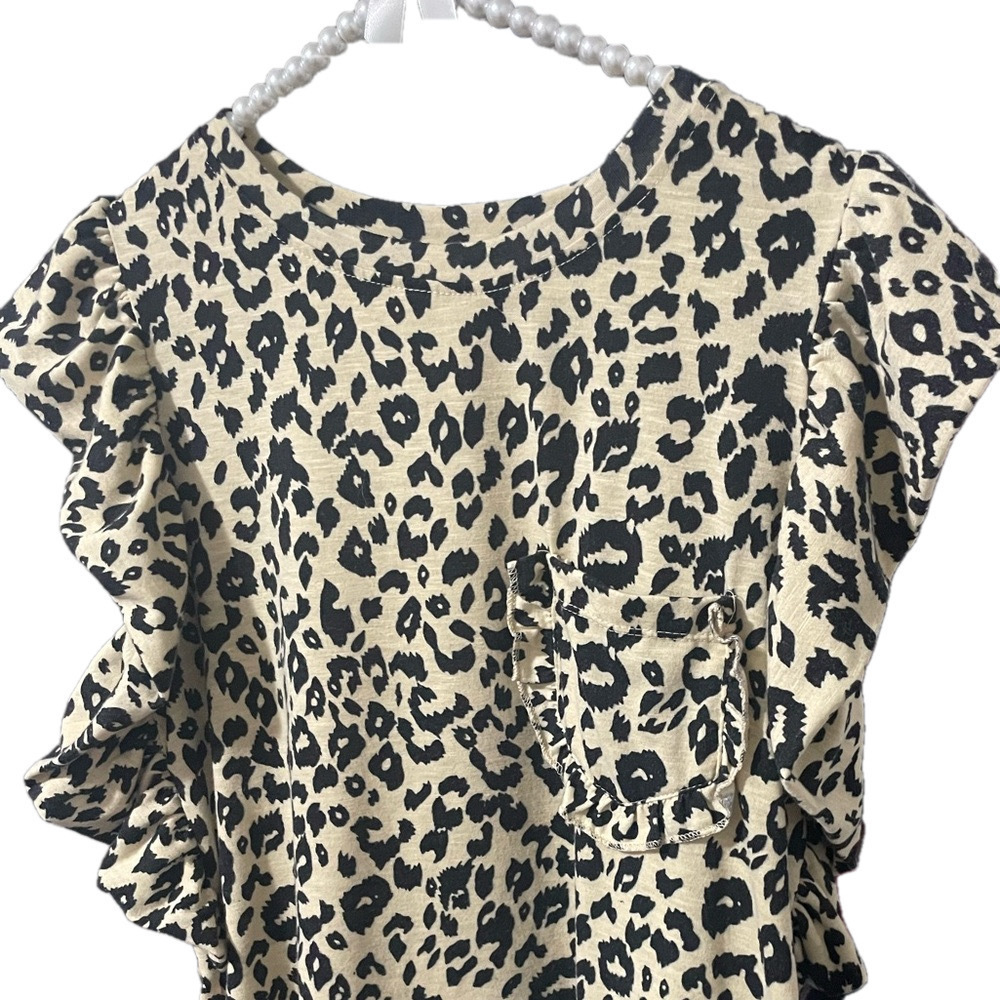 Leopard Prin Top Womens Small Ruffle Flutter Sleeve  Casual Edgy Feminine Pocket - Picture 7 of 9
